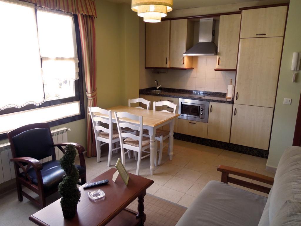 Apartamentos La Marina Рибадеселья Экстерьер фото